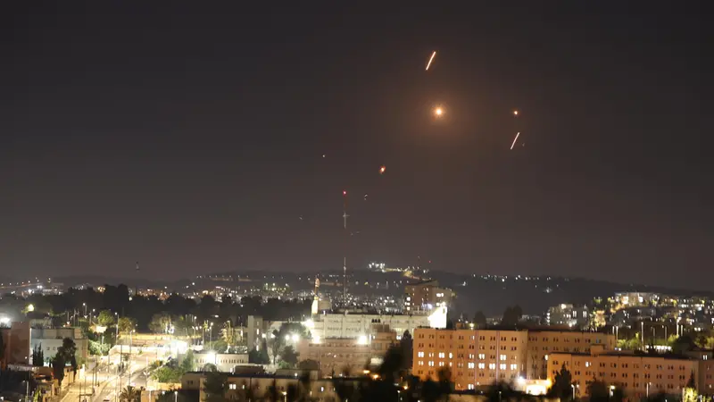 I missili israeliani su Gerusalemme