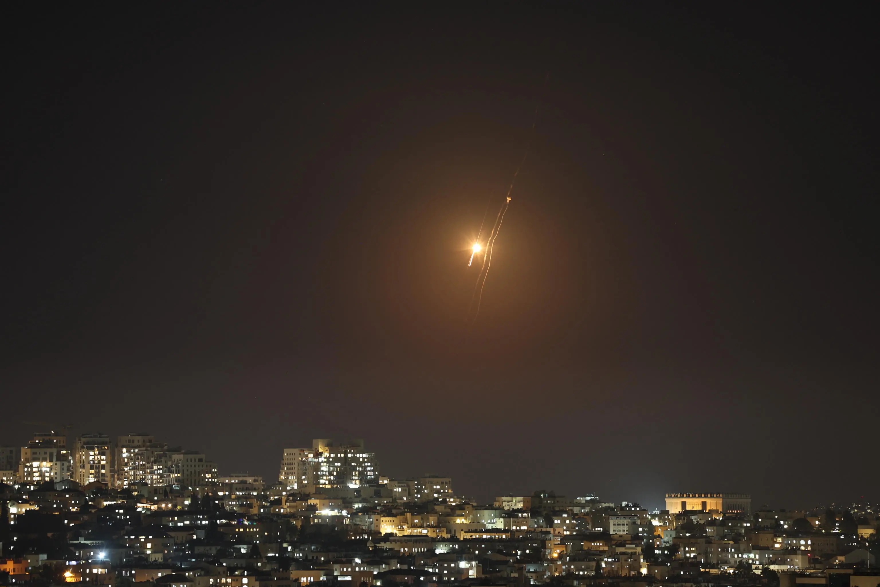 I missili israeliani su Gerusalemme