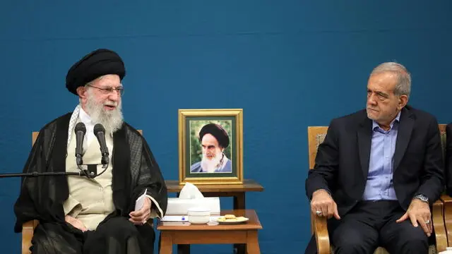 epa11566810 A handout photo made available by the supreme leader office shows Iranian Supreme Leader Ayatollah Ali Khamenei (L) speaking as Iranian President Masoud Pezeshkian looks on, during a meeting with the new Iranian government in Tehran, Iran, 27 August 2024. EPA/IRANIAN SUPREME LEADER OFFICE HANDOUT HANDOUT EDITORIAL USE ONLY/NO SALES