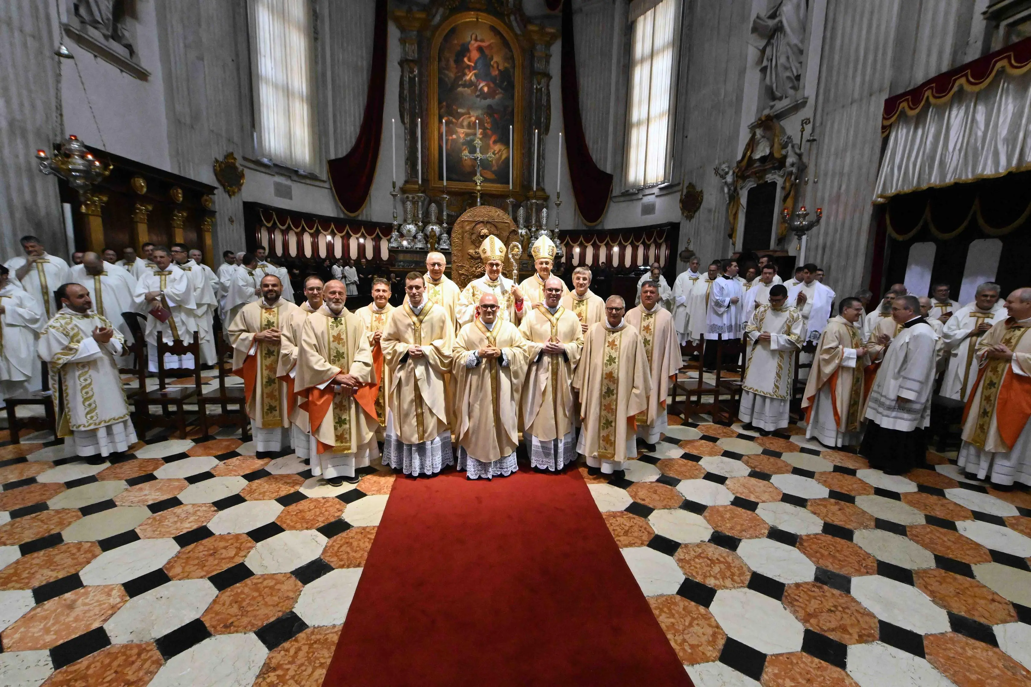 In Cattedrale l'ordinazione di tre nuovi sacerdoti
