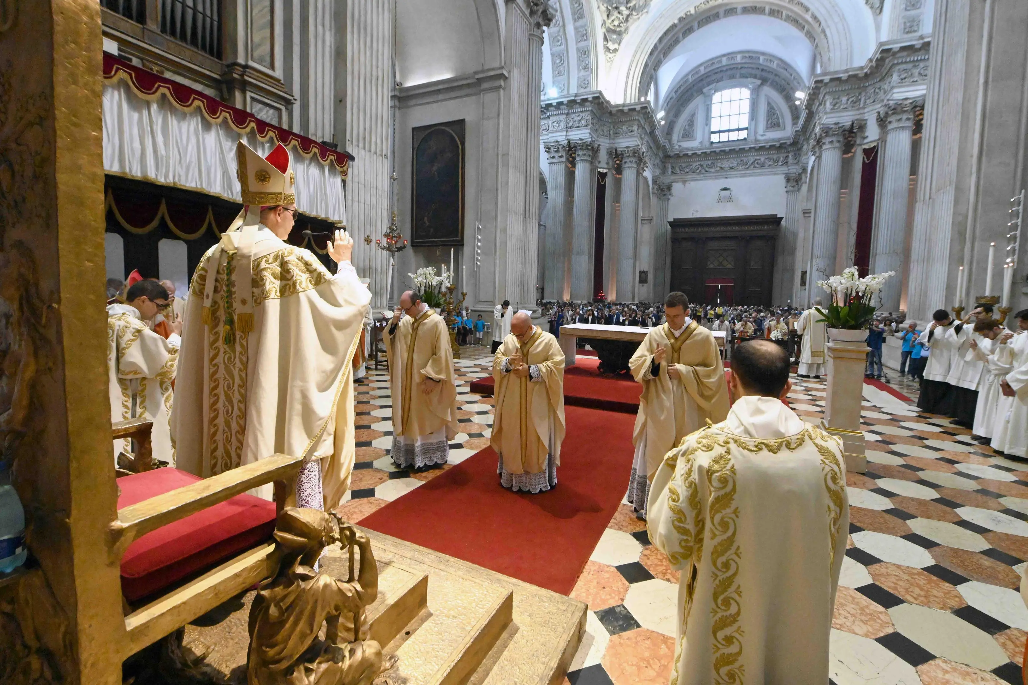 In Cattedrale l'ordinazione di tre nuovi sacerdoti
