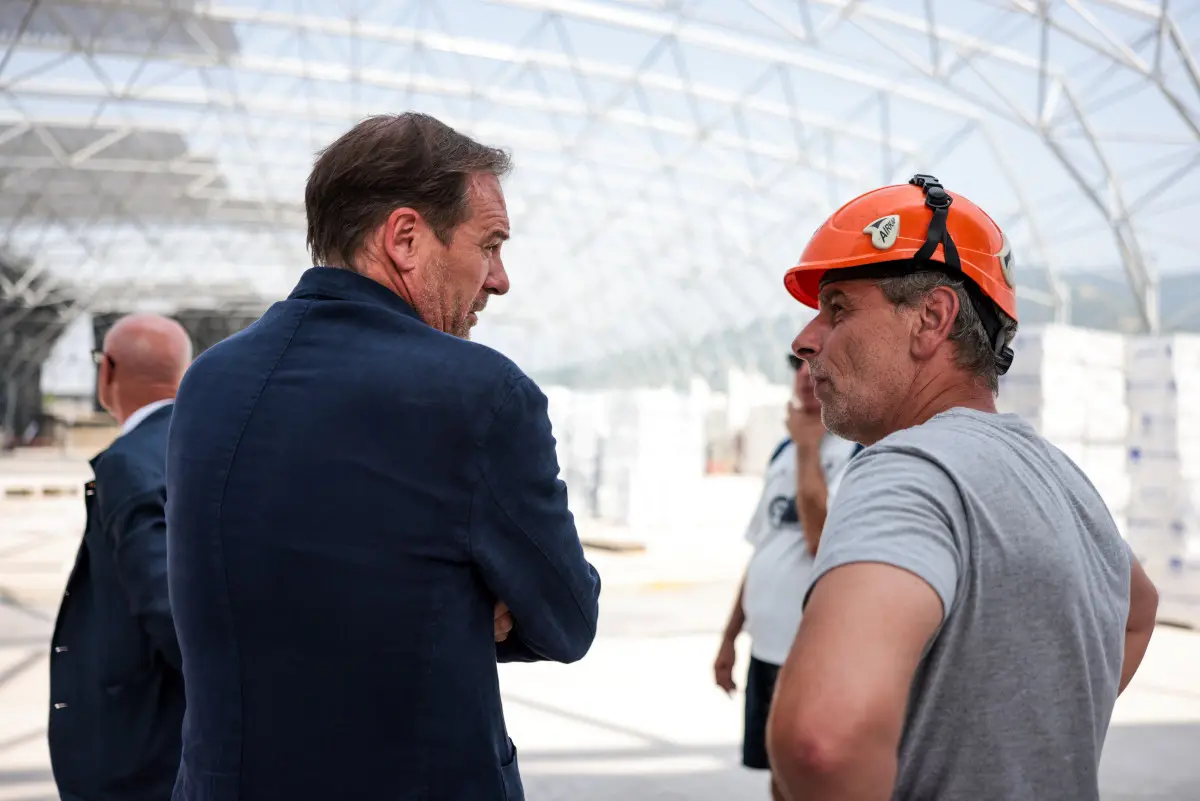 Atletica, la visita di Mei nel cantiere dell'impianto indoor