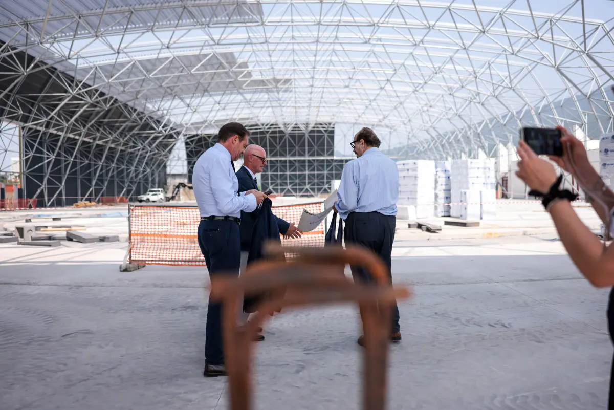 Atletica, la visita di Mei nel cantiere dell'impianto indoor