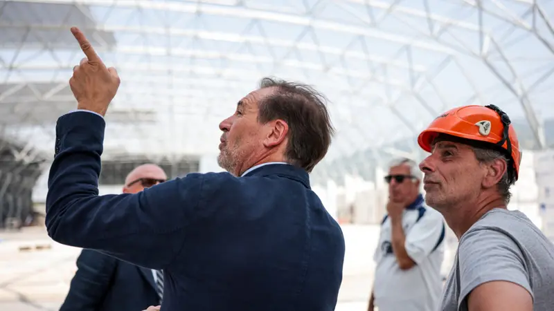 Atletica, la visita di Mei nel cantiere dell'impianto indoor