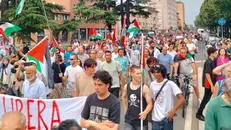 Il corteo pro-Palestina a Brescia - © www.giornaledibrescia.it