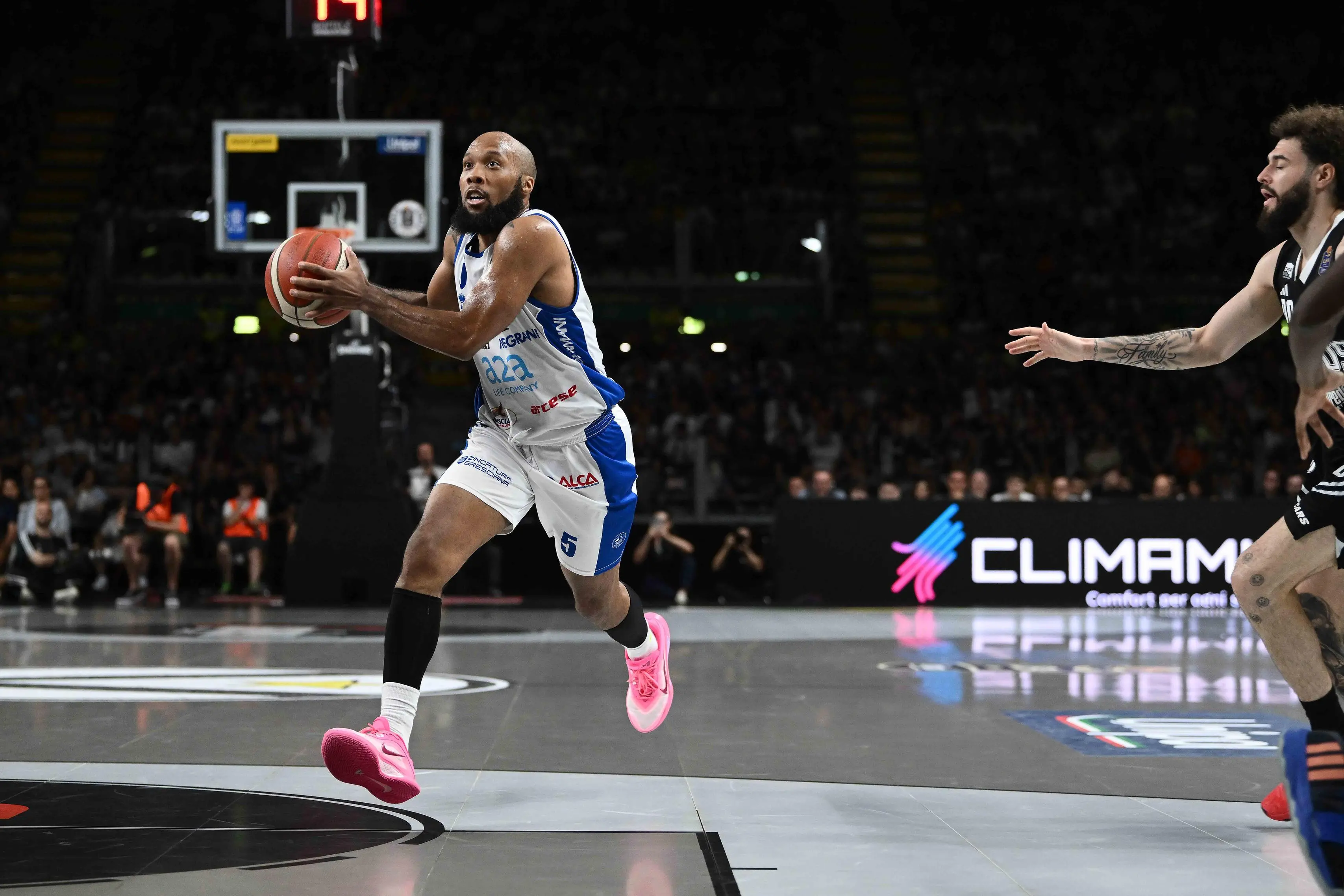 Chris Dowe
Segafredo Virtus Bologna - Germani Brescia
LBA Legabasket Serie A Unipol 2024-2025
Playoff - Finale - Gara 2
Bologna, 14/06/2025
Foto: Massimo Ceretti/ Ciamillo-Castoria