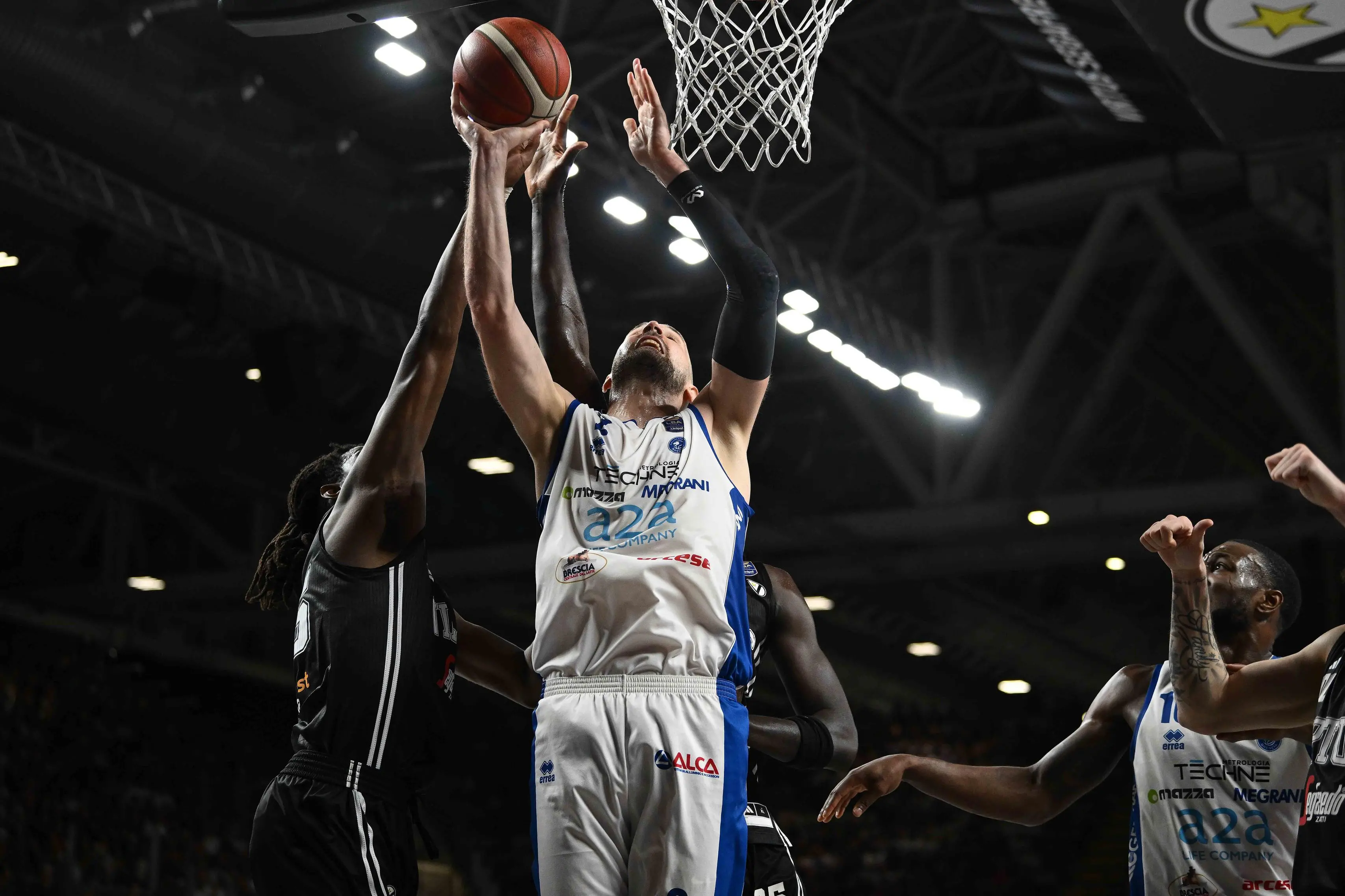 Miro Bilan
Segafredo Virtus Bologna - Germani Brescia
LBA Legabasket Serie A Unipol 2024-2025
Playoff - Finale - Gara 2
Bologna, 14/06/2025
Foto: Massimo Ceretti/ Ciamillo-Castoria