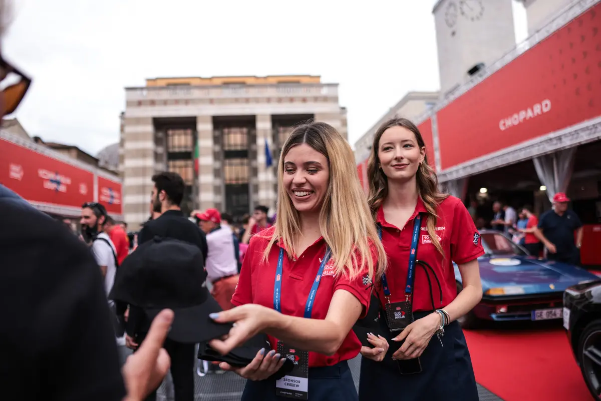 Mille Miglia 2025, la prima giornata di punzonature