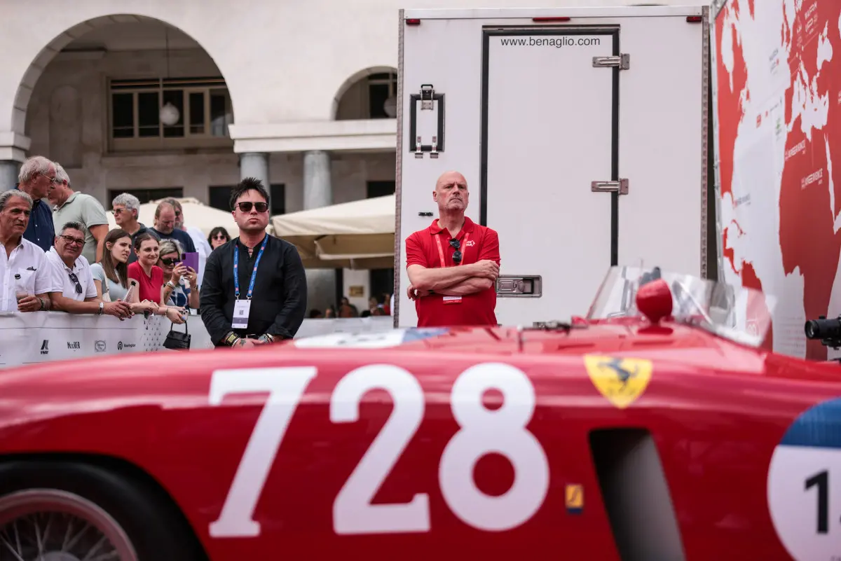 Mille Miglia 2025, la prima giornata di punzonature