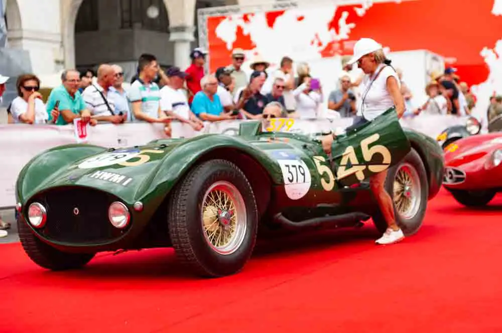 Mille Miglia 2025, la prima giornata di punzonature/3