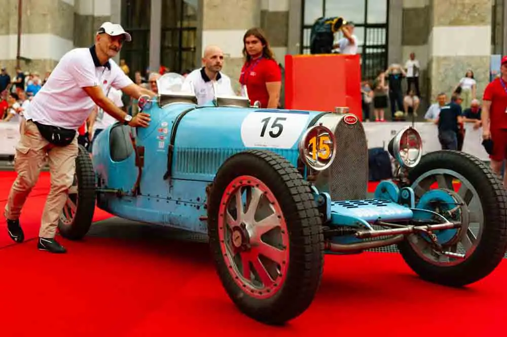 Mille Miglia 2025, la prima giornata di punzonature/3