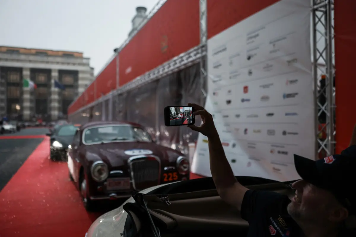 Mille Miglia 2025, la prima giornata di punzonature/4