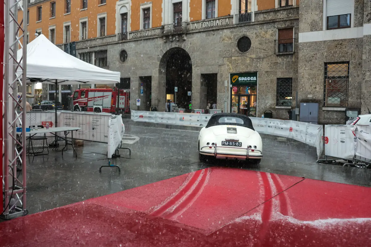 Mille Miglia 2025, la prima giornata di punzonature/4