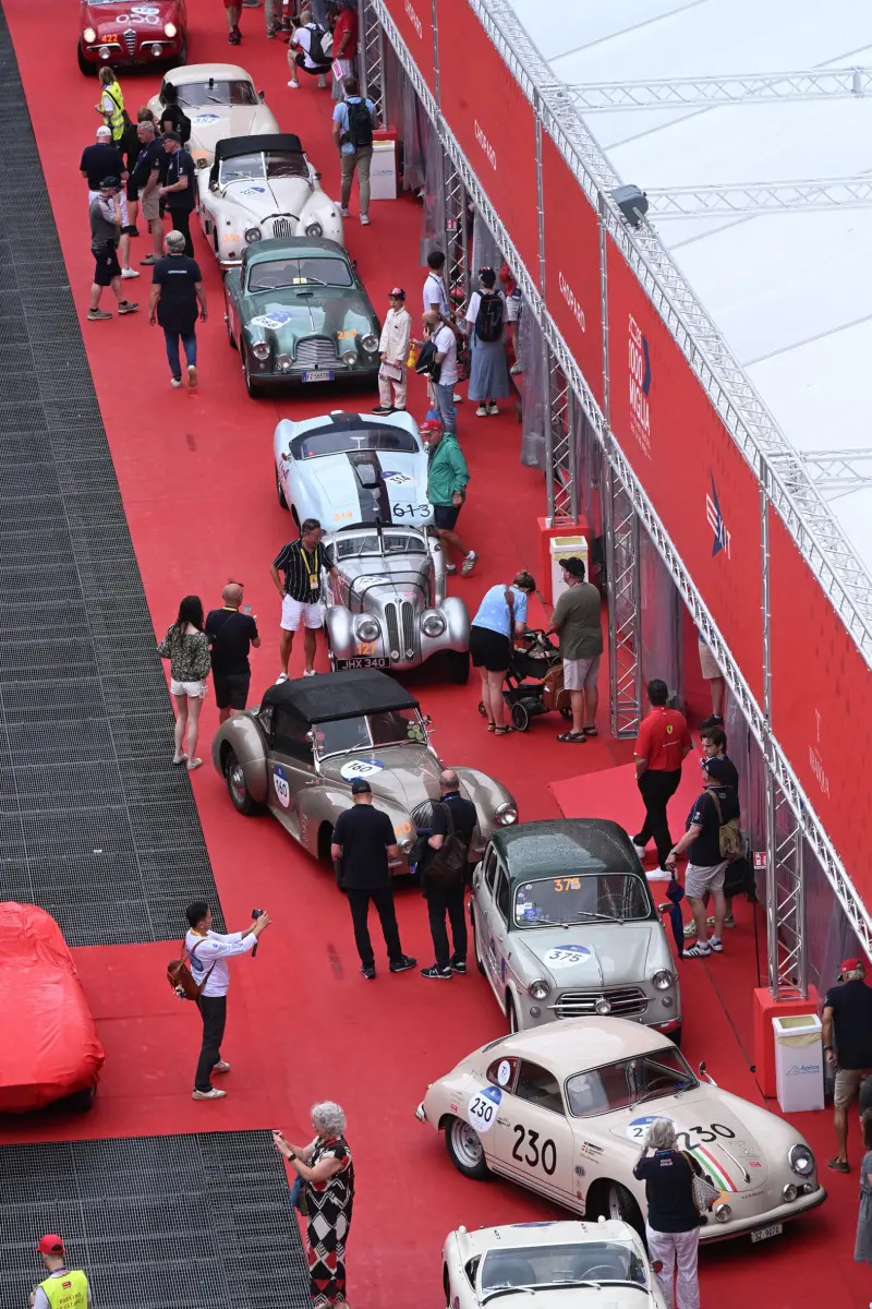 Mille Miglia 2025, la prima giornata di punzonature/7