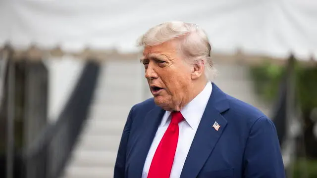 epa12178057 US President Donald Trump speaks to the media as he departs the White House for Alberta, Canada, where he will attend the G7 Summit, in Washington, DC, USA 15 June 2025. Trump answered questions about the on-going conflict between Israel and Iran. EPA/JIM LO SCALZO / POOL