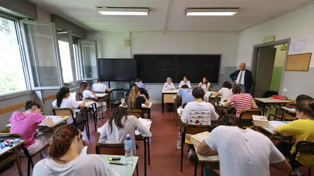 esami di maturita al Liceo Classico Arnaldo, Brescia 19 giugno 2024. Ansa Filippo Venezia