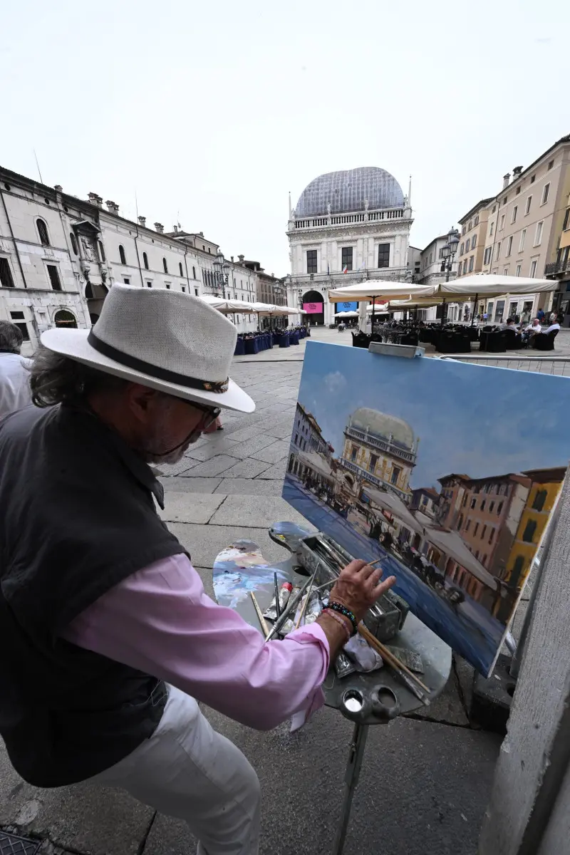Mille Miglia 2025, i preparativi fervono in città