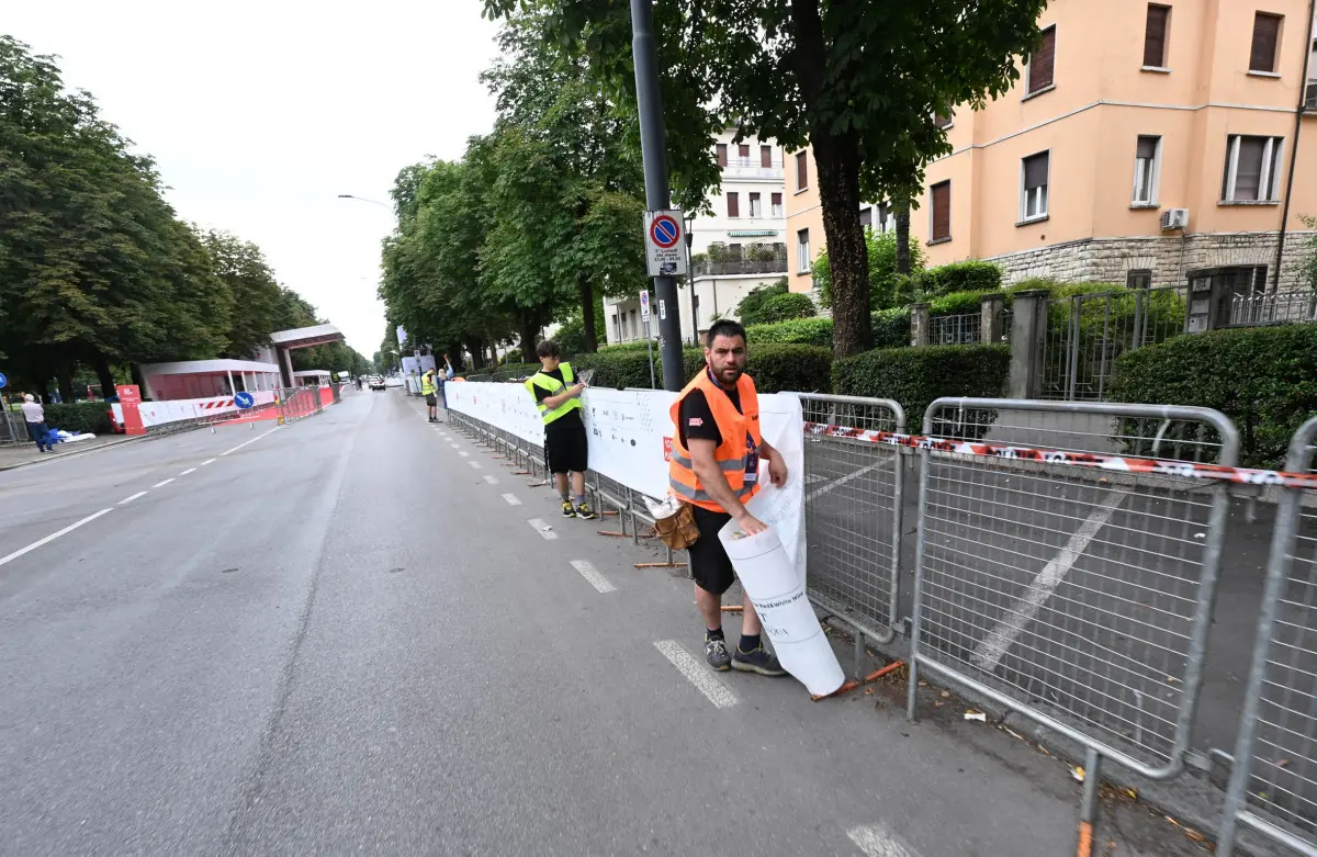 Mille Miglia 2025, i preparativi fervono in città
