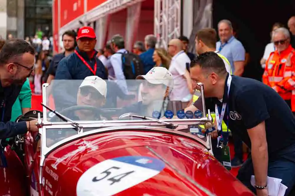 Mille Miglia 2025, la seconda giornata di punzonature/1