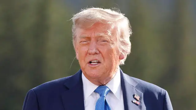 epa12180142 US President Donald Trump participates in a family photo during the Group of Seven (G7) Summit at the Kananaskis Country Golf Course in Kananaskis, Alberta, Canada, 16 June 2025. World leaders are gathered from 15 to 17 June 2025 for the annual G7 Summit. EPA/LUDOVIC MARIN / POOL