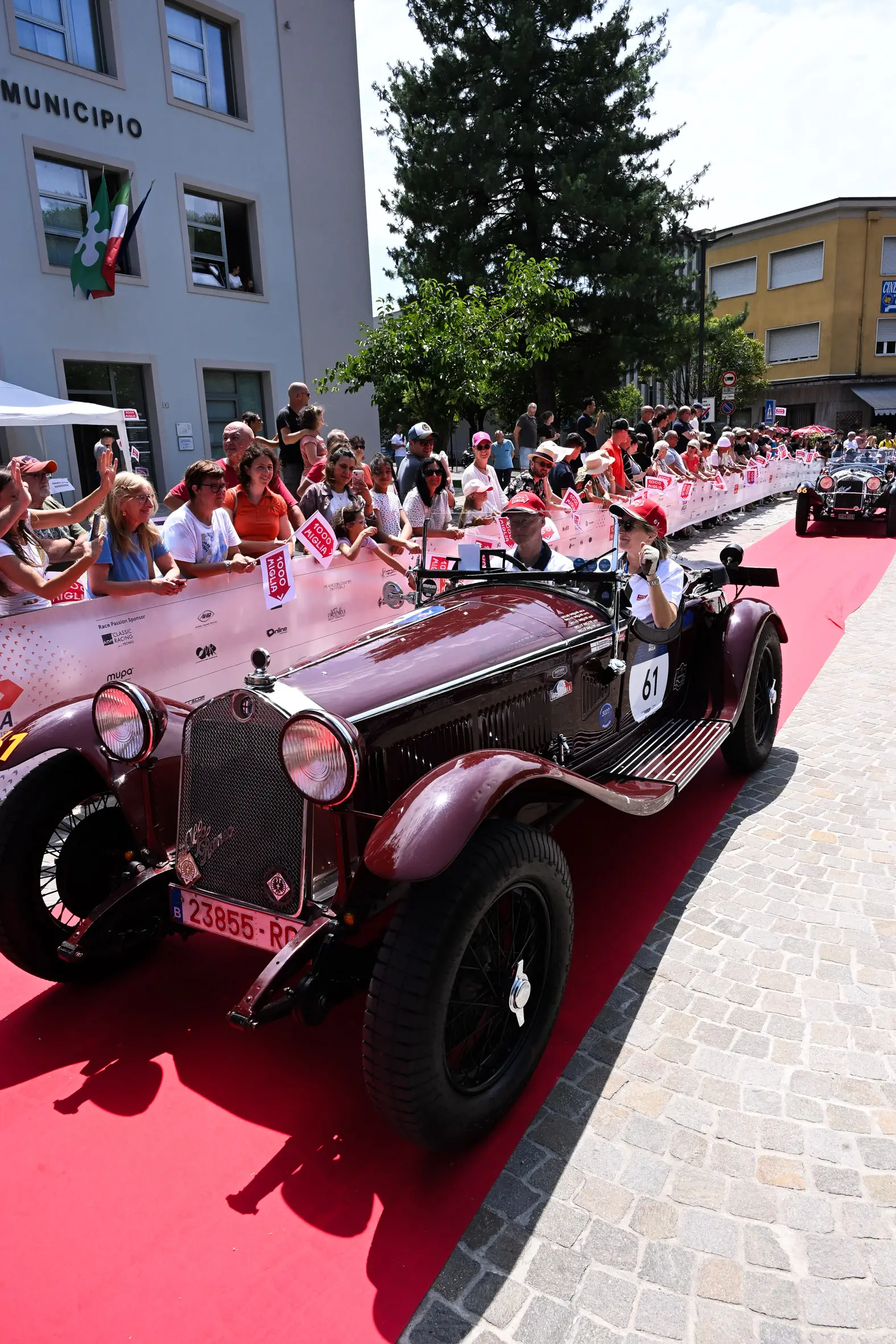 Mille Miglia 2025, il passaggio da Villanuova sul Clisi