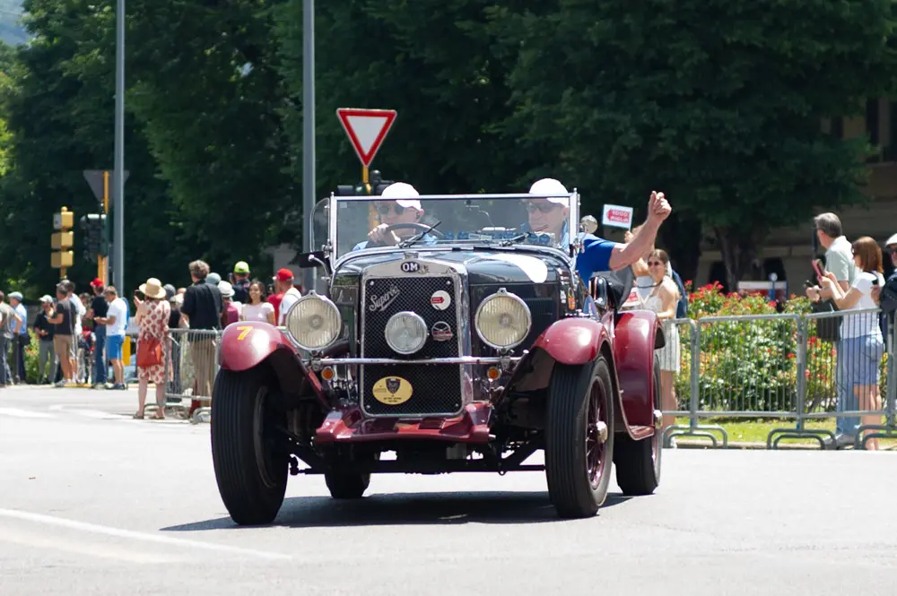 Mille Miglia 2025, il passaggio in Castello