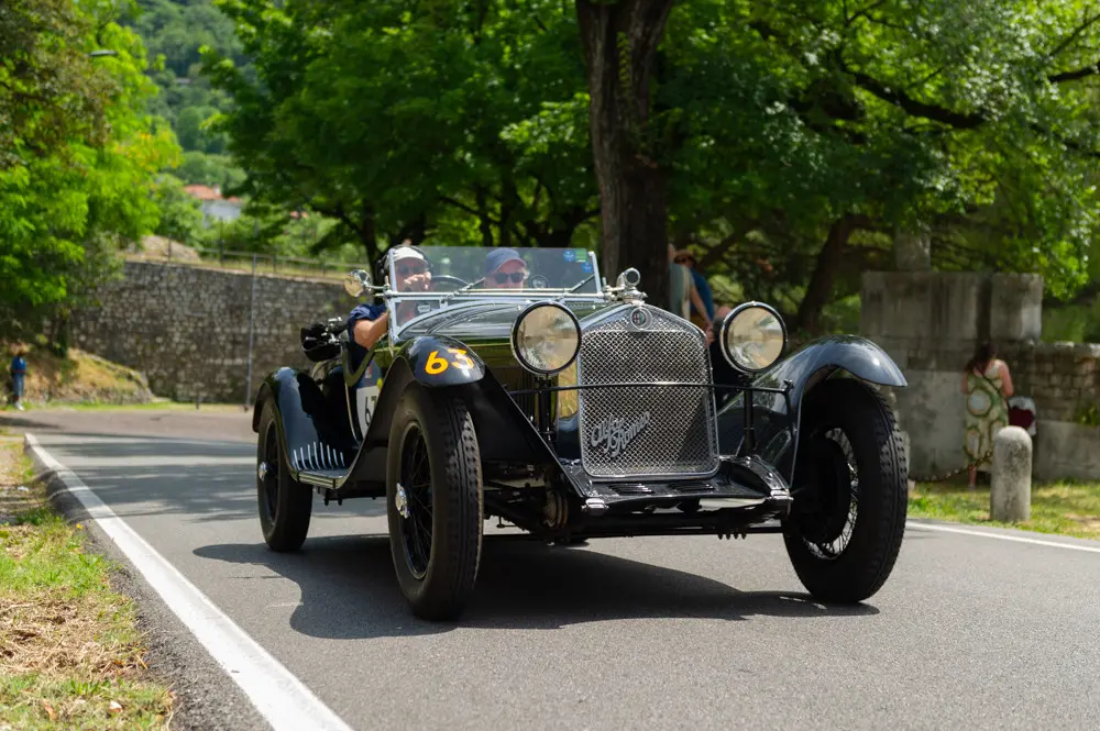Mille Miglia 2025, il passaggio in Castello