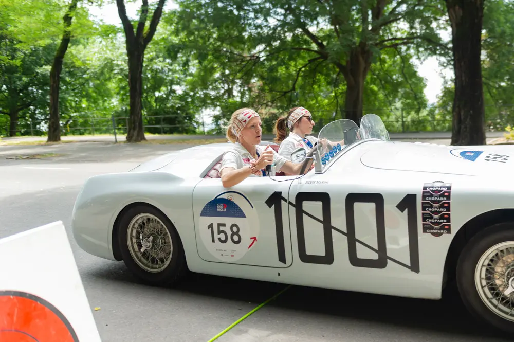 Mille Miglia 2025, il passaggio in Castello
