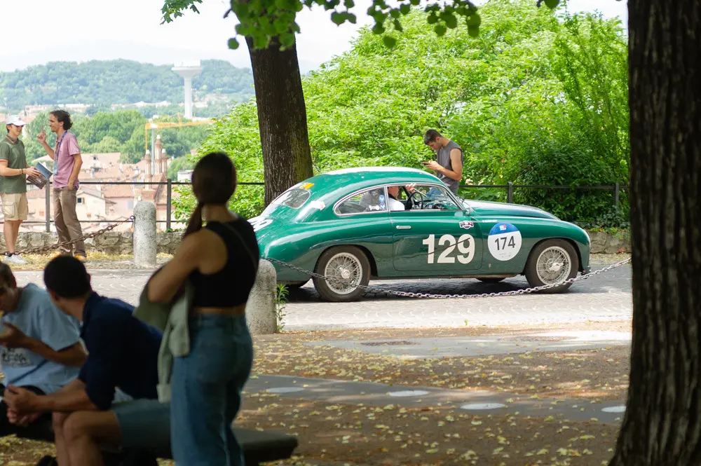 Mille Miglia 2025, il passaggio in Castello