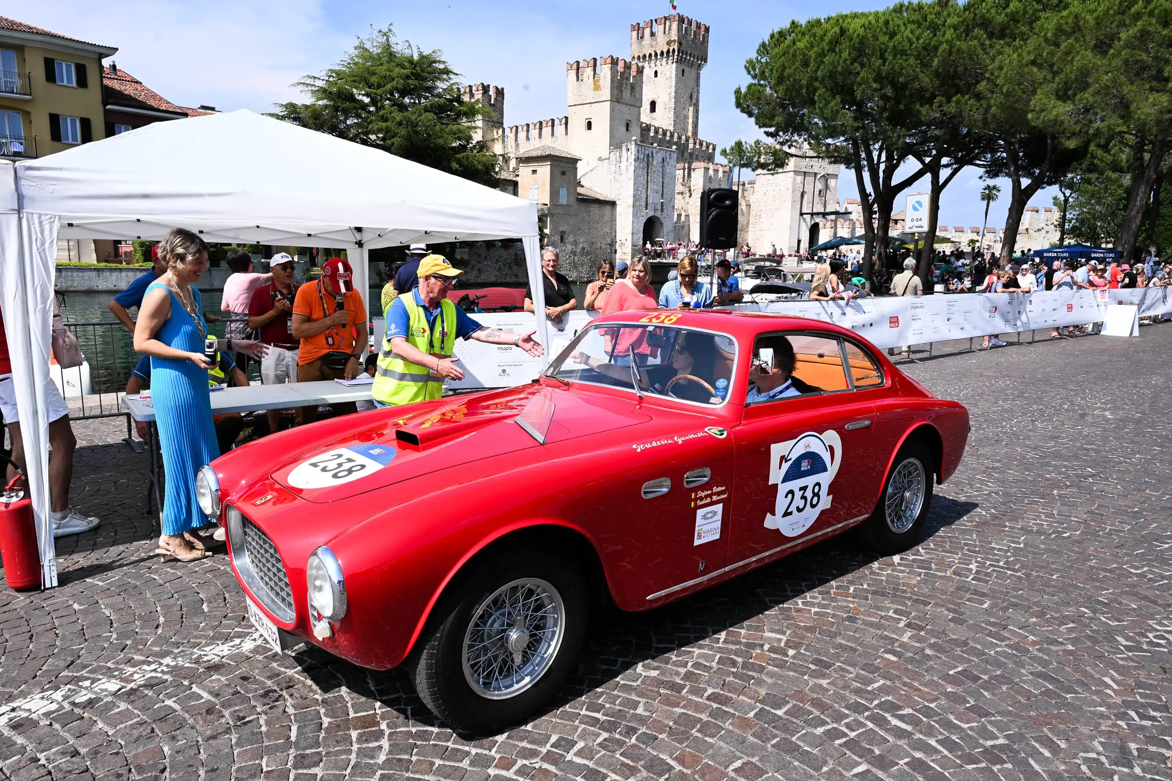 Mille Miglia 2025, il passaggio da Sirmione