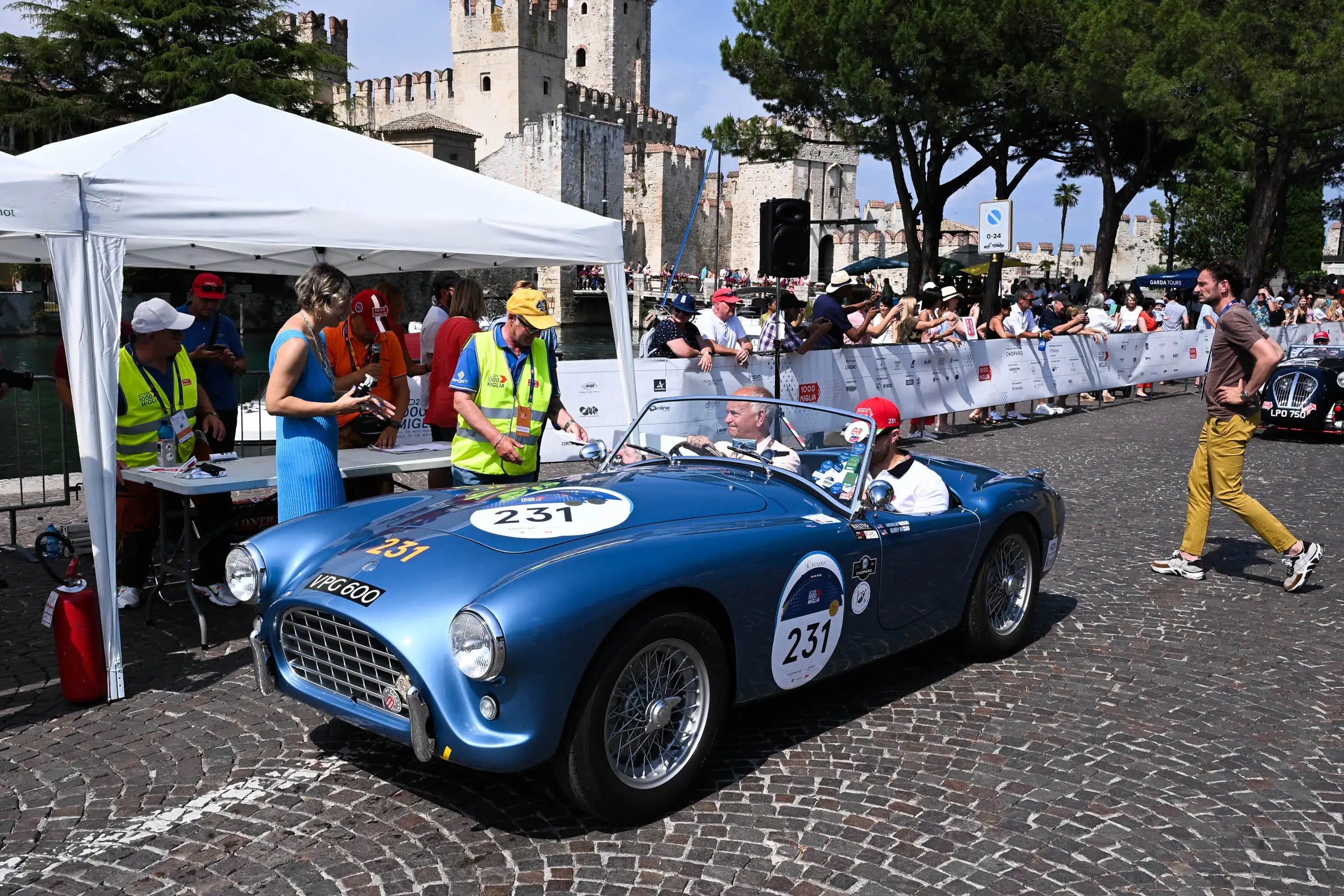 Mille Miglia 2025, il passaggio da Sirmione