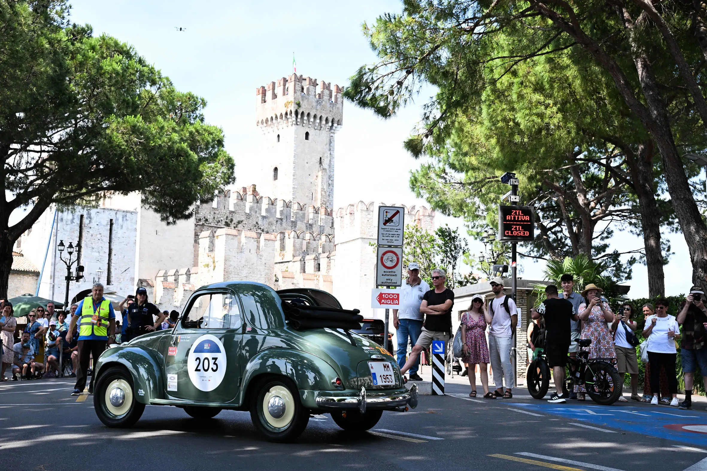 Mille Miglia 2025, il passaggio da Sirmione