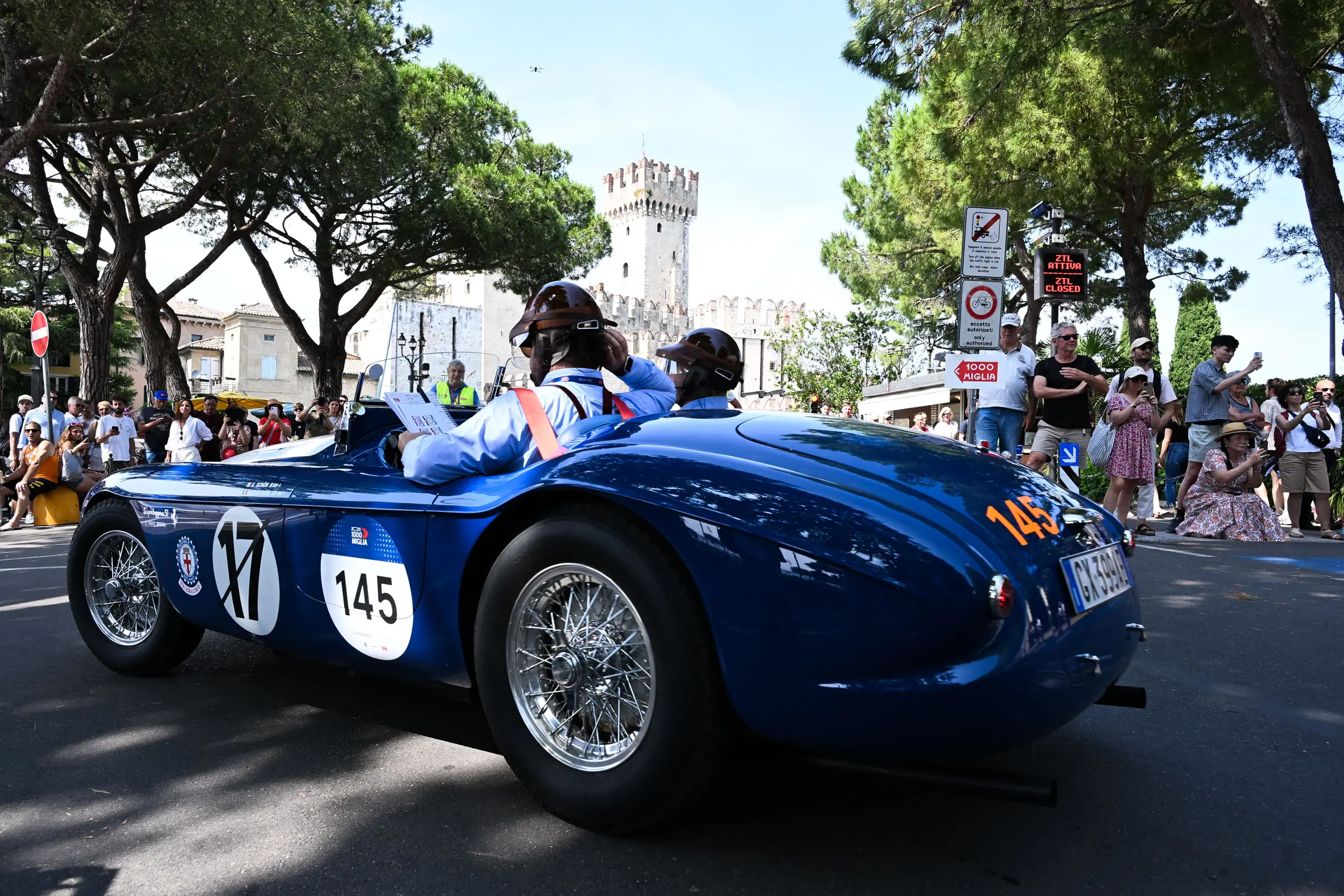 Mille Miglia 2025, il passaggio da Sirmione