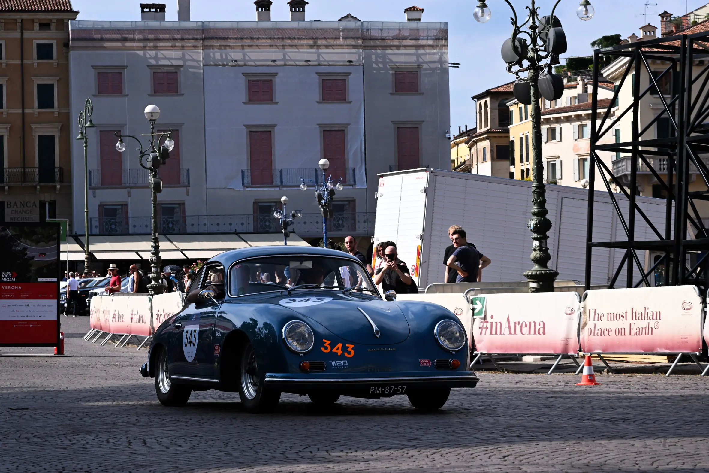 Mille Miglia 2025, il passaggio a Verona