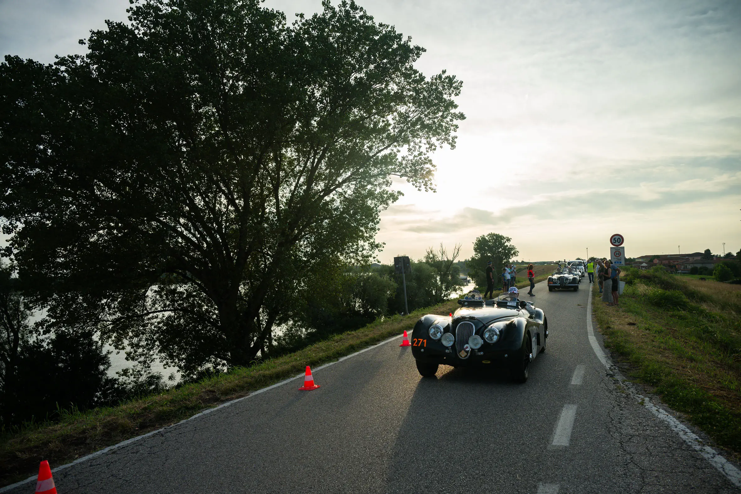 Mille Miglia 2025, il passaggio da Stienta e Occhiobello