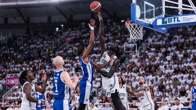 Germani-Bologna, gli scatti di gara-3