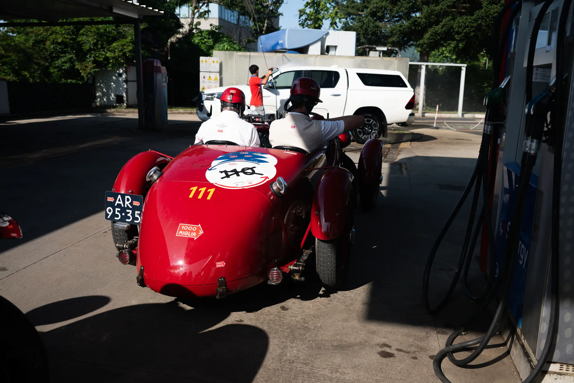 Mille Miglia 2025, la sosta rifornimento nel Mugello