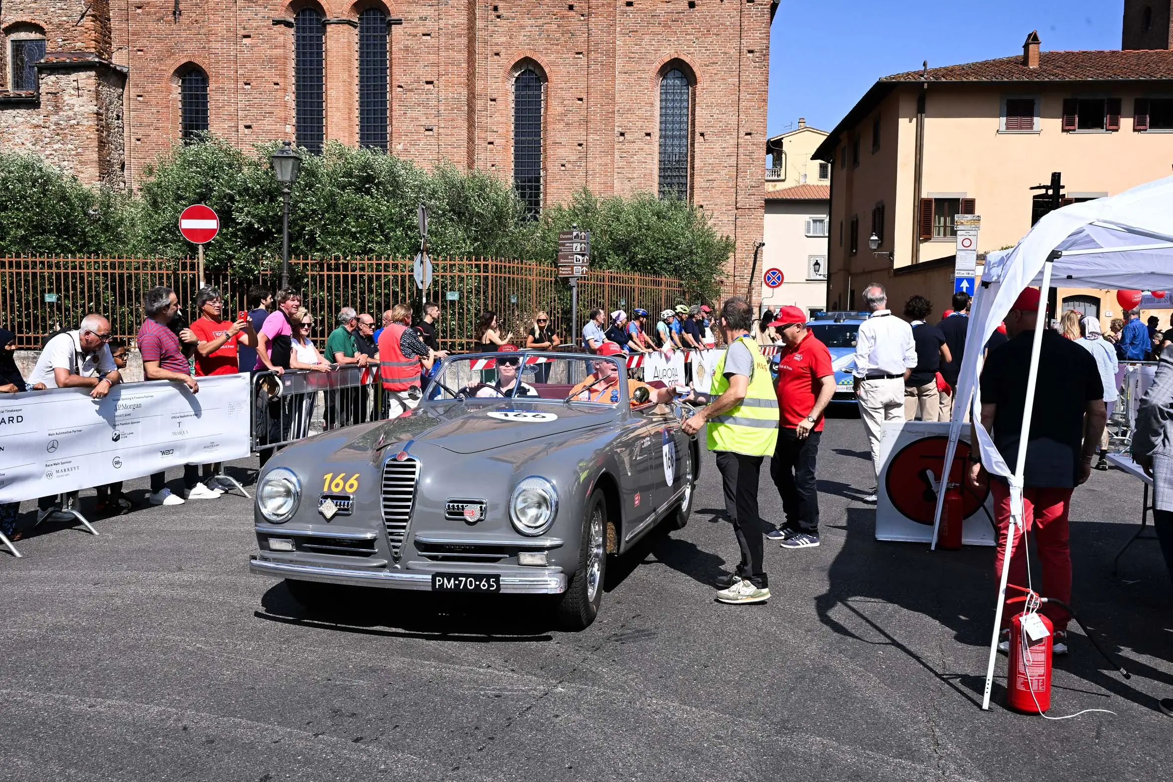 Mille Miglia 2025, il passaggio da Prato