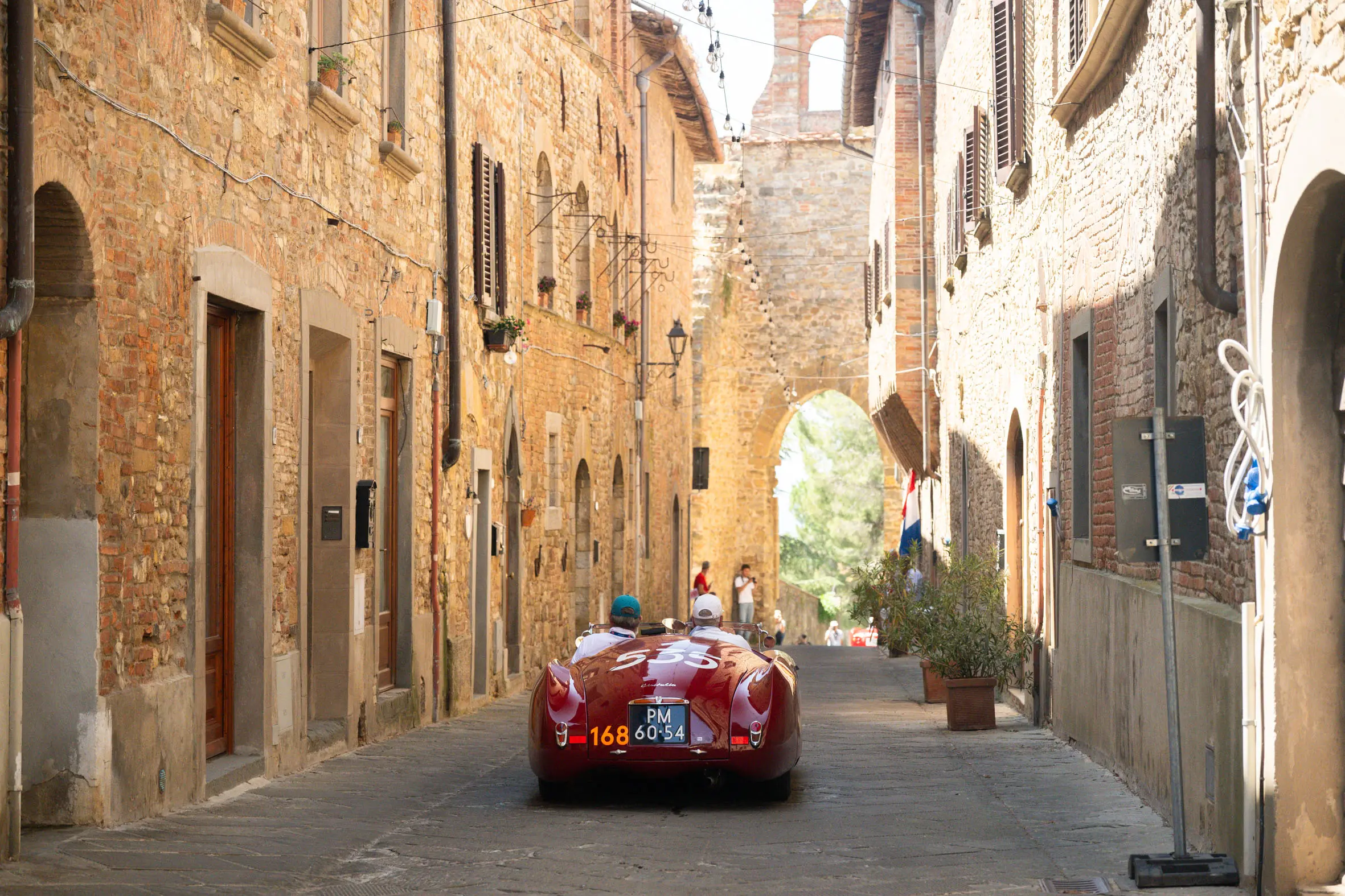 Mille Miglia 2025, il passaggio da Barberino Val D'elsa