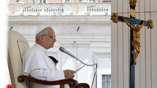 epa12169868 A handout picture provided by the Vatican Media shows Pope Leo XIV during the weekly general audience in Saint Peter's Square, Vatican City, 11 June 2025. EPA/VATICAN MEDIA HANDOUT HANDOUT EDITORIAL USE ONLY/NO SALES