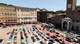 Mille Miglia 2025, la pausa pranzo a Siena