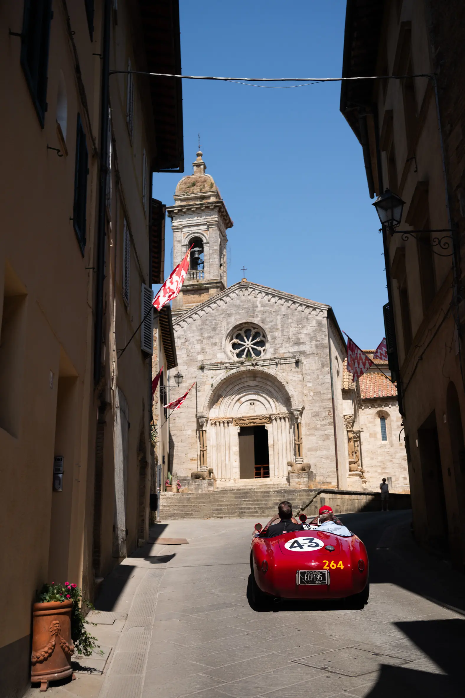 Mille Miglia 2025, il passaggio da San Quirico