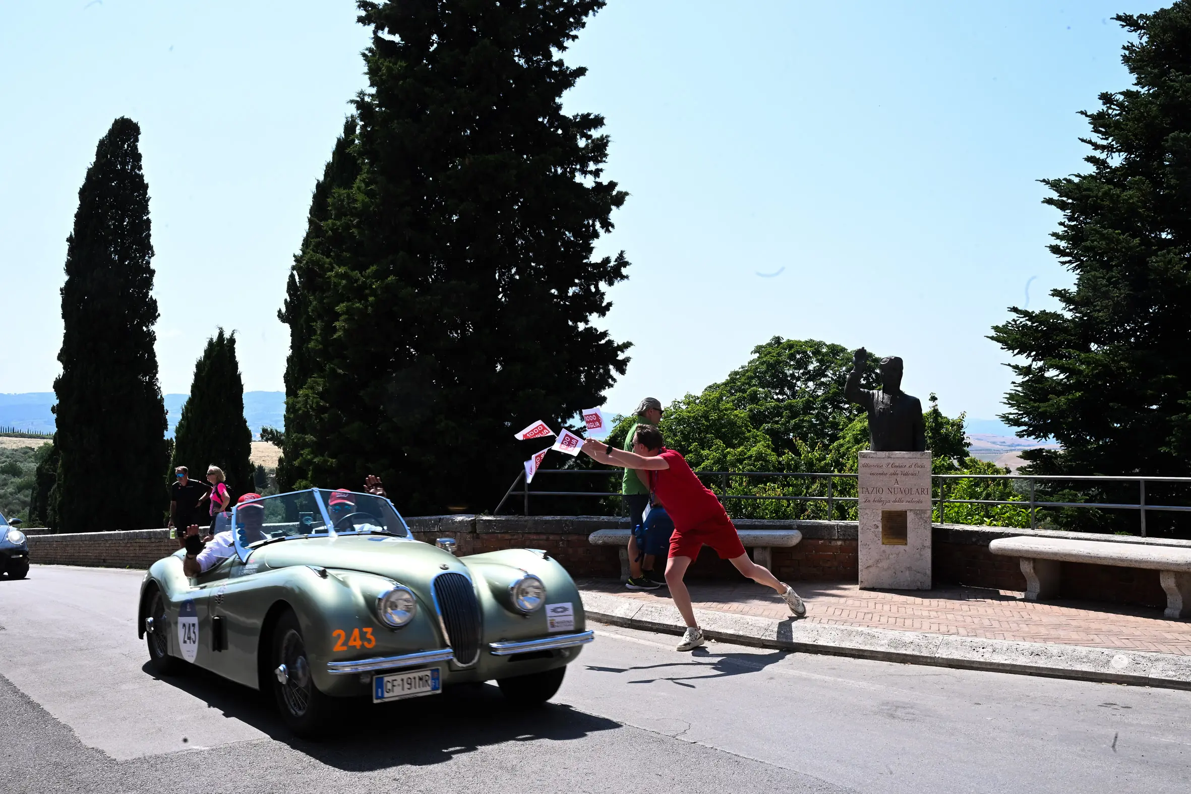 Mille Miglia 2025, il passaggio da San Quirico