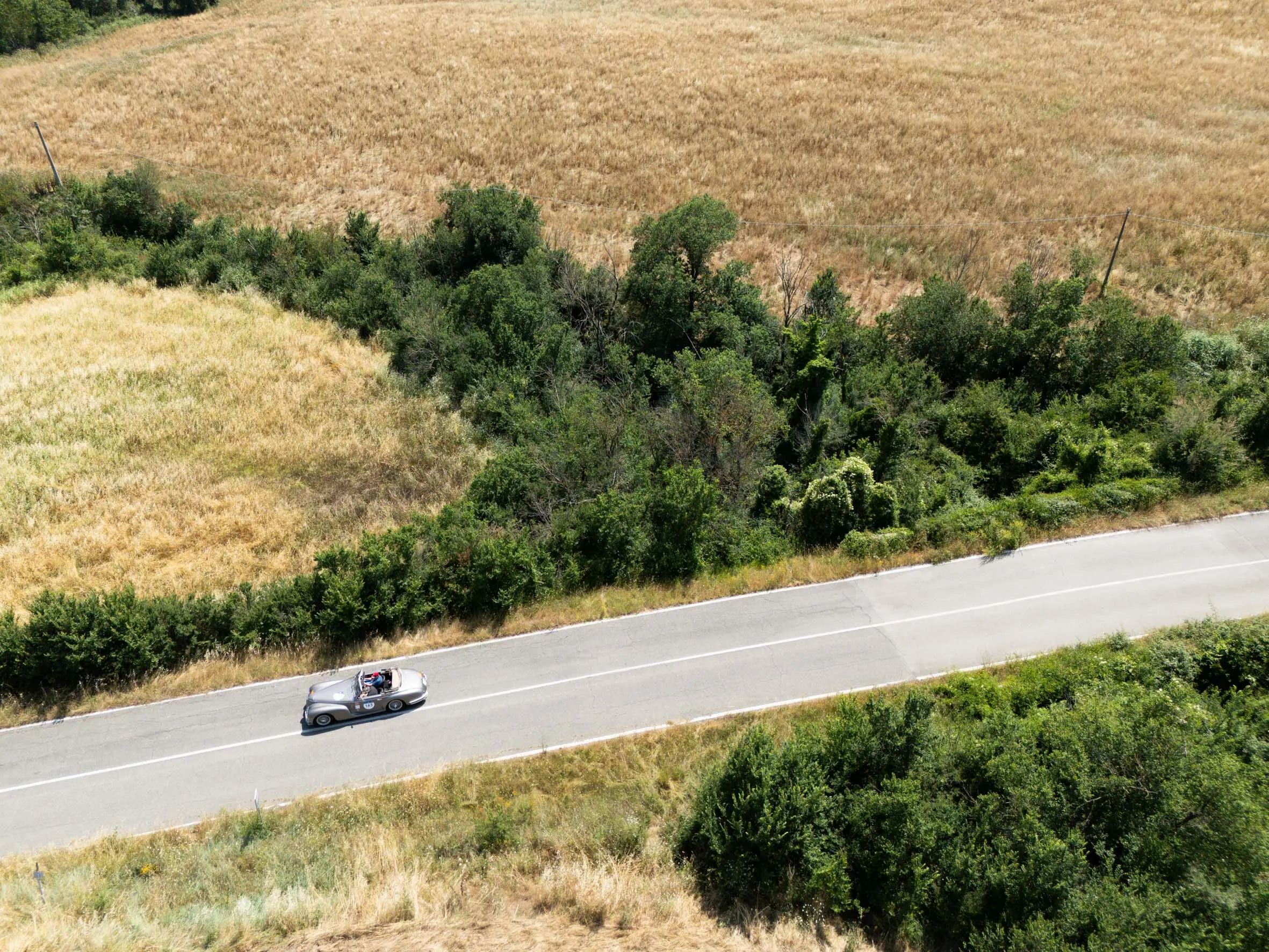 Mille Miglia 2025, il passaggio dalla Via Francigena