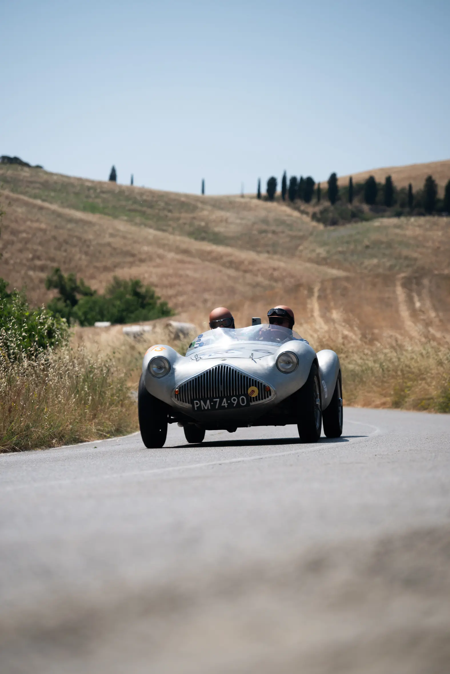 Mille Miglia 2025, il passaggio dalla Via Francigena