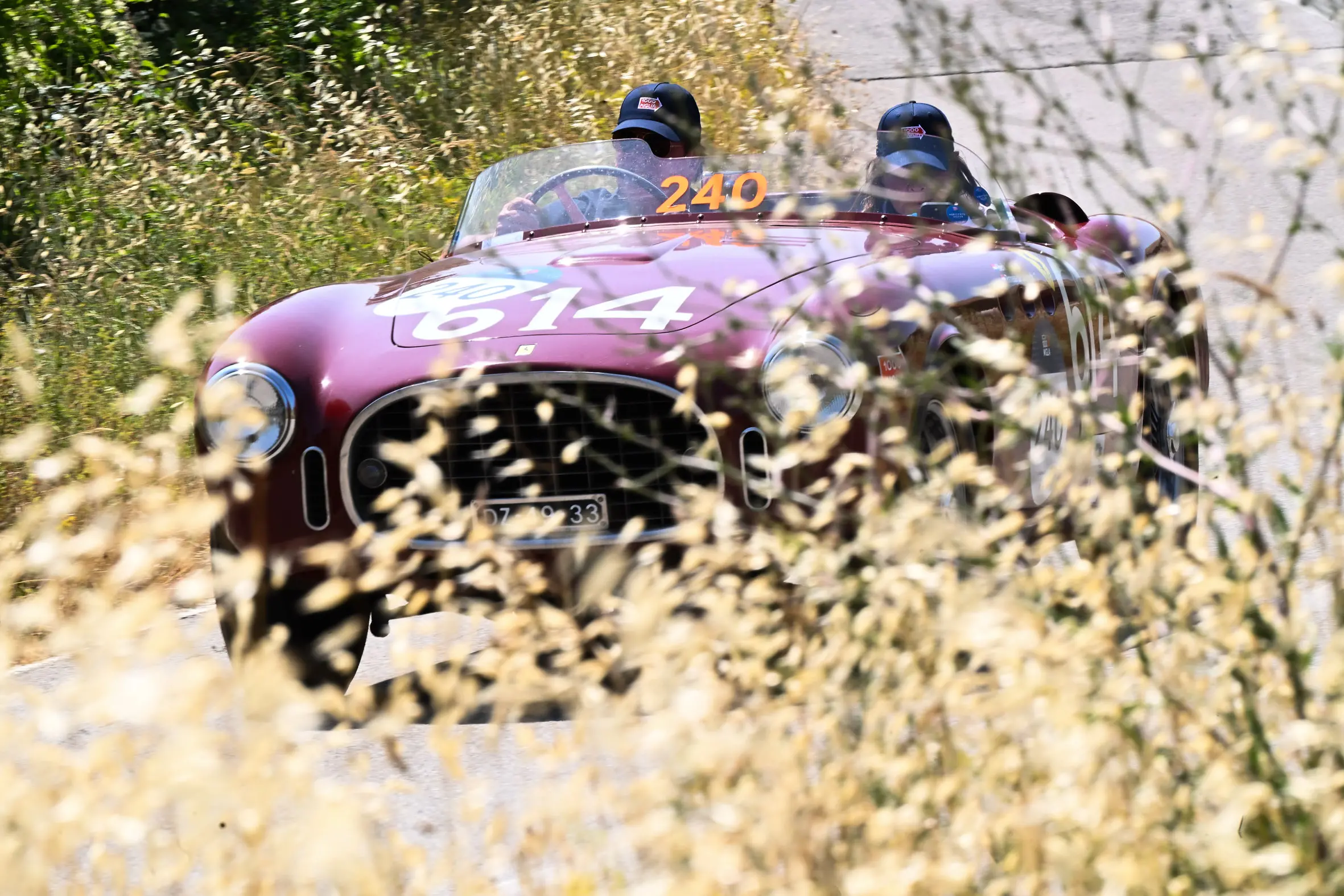 Mille Miglia 2025, il passaggio dalla Via Francigena