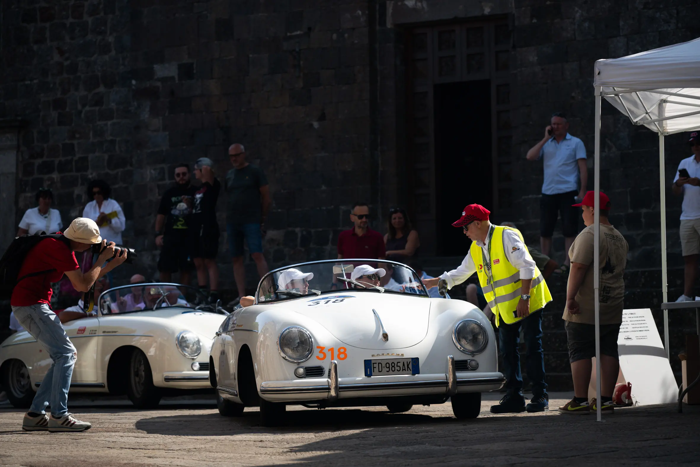 Mille Miglia 2025, il passaggio da Radicofani