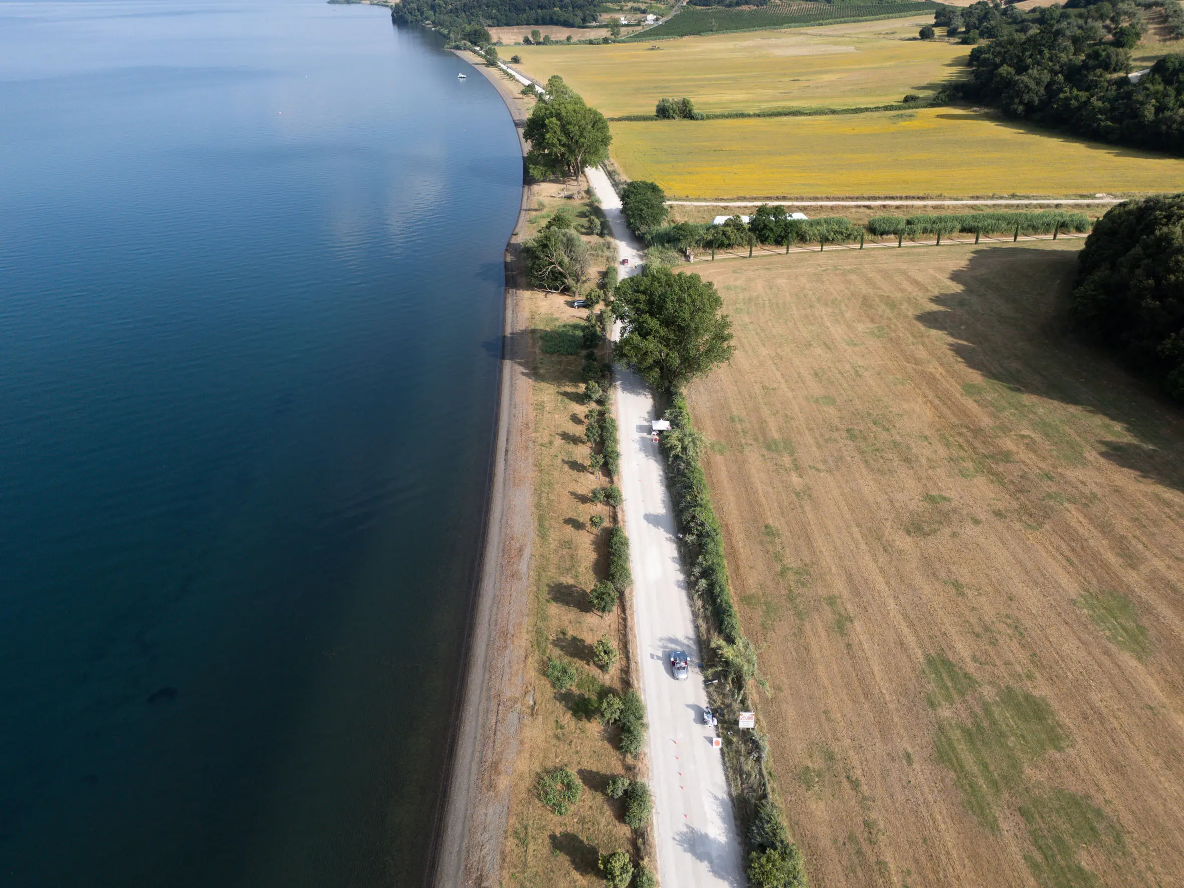 Mille Miglia 2025, il passaggio al lago di Bolsena