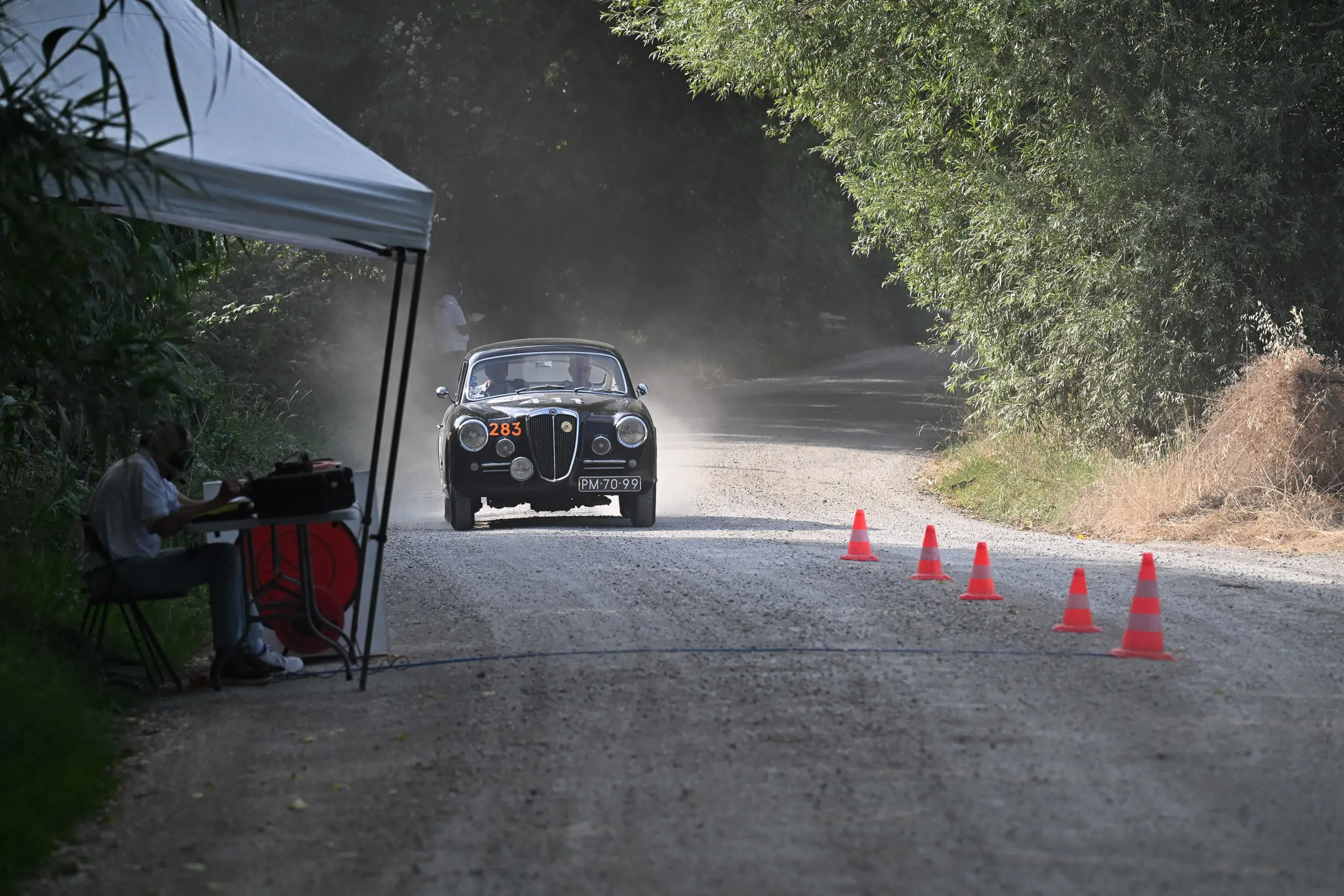 Mille Miglia 2025, il passaggio al lago di Bolsena