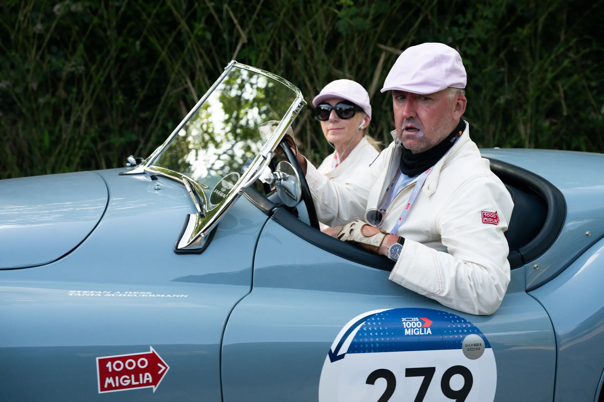 Mille Miglia 2025, il passaggio dal lago di Bolsena